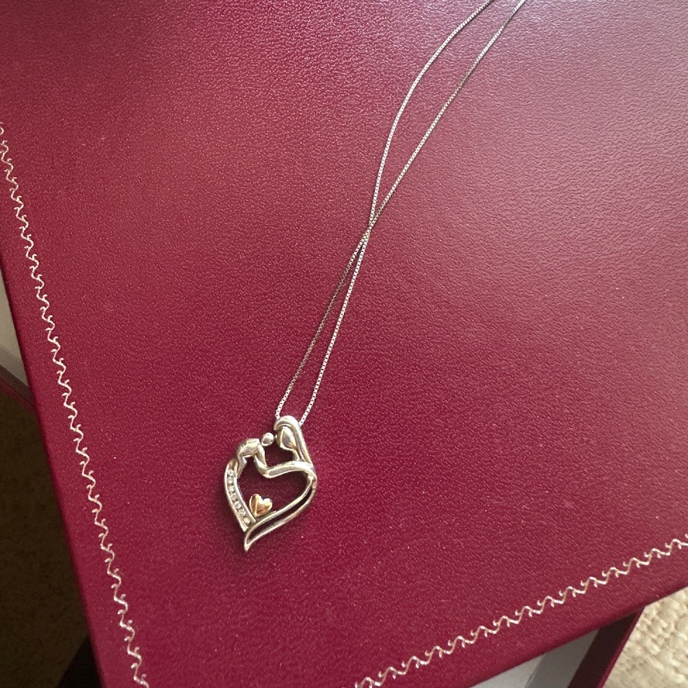 Helzberg Diamond mom necklace